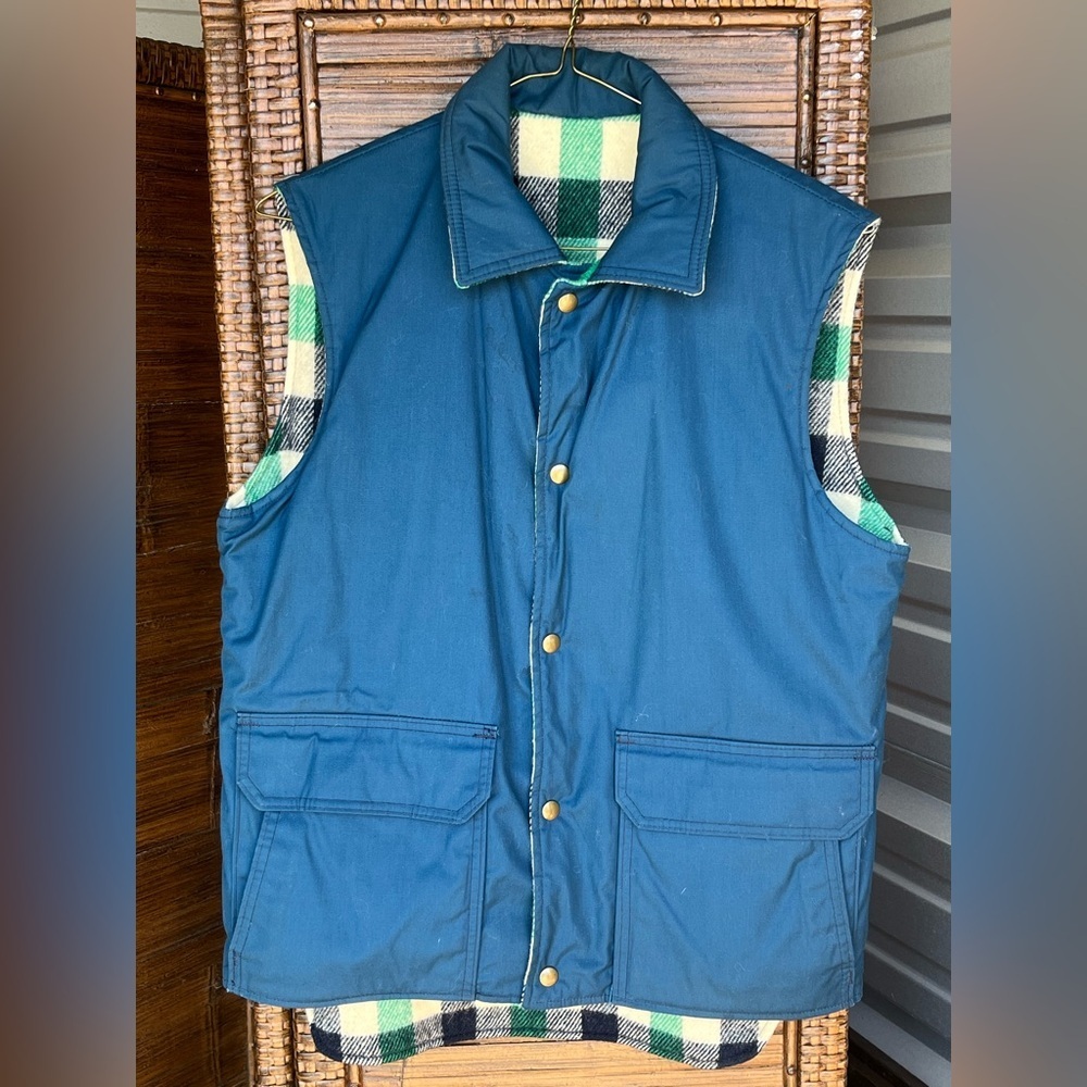 Vintage Woolrich Reversible Wool Jacket Vest Mens Sz M Blue Tan Plaid USA Made
